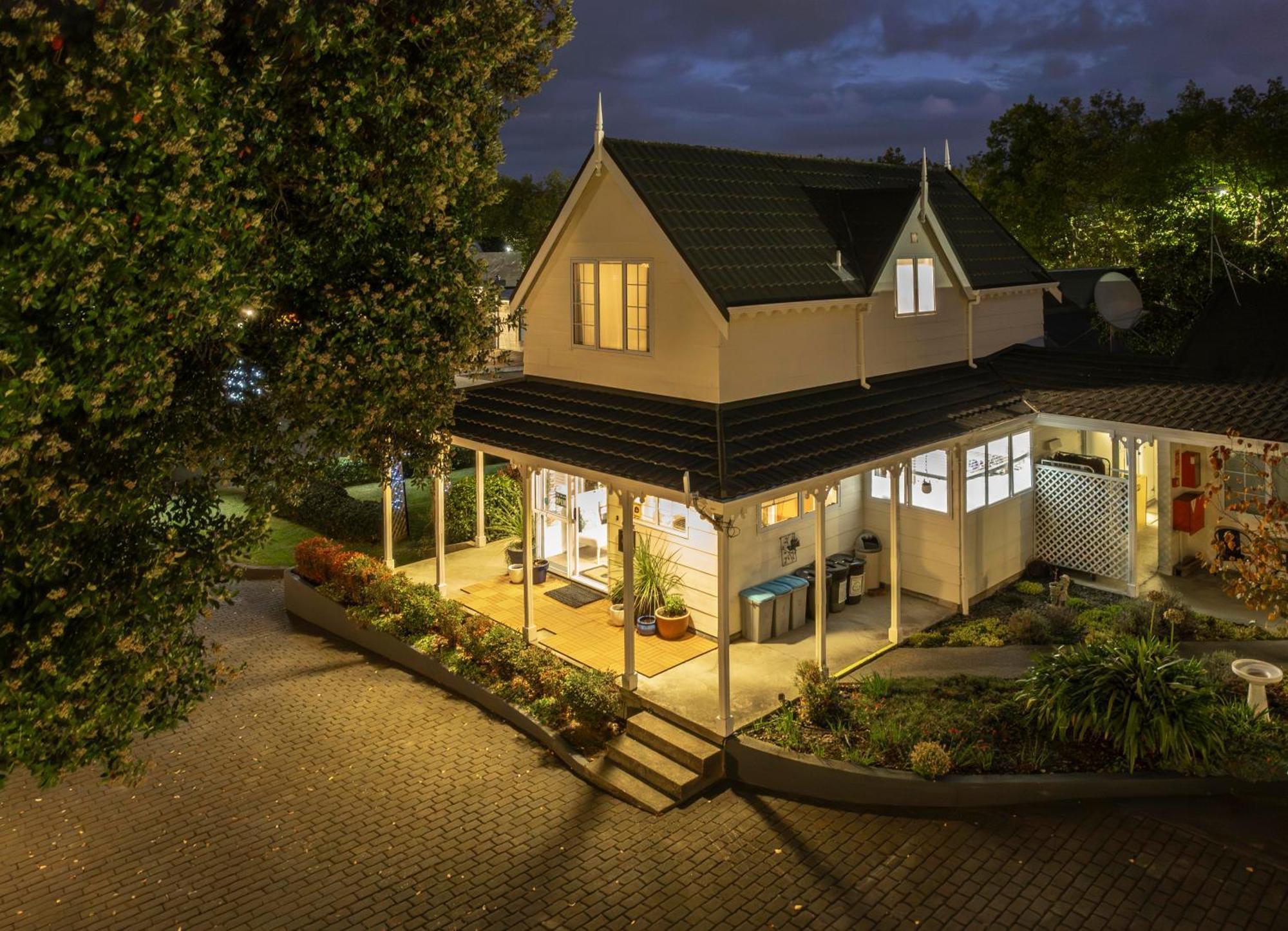 Kings Court Motel Whanganui Buitenkant foto